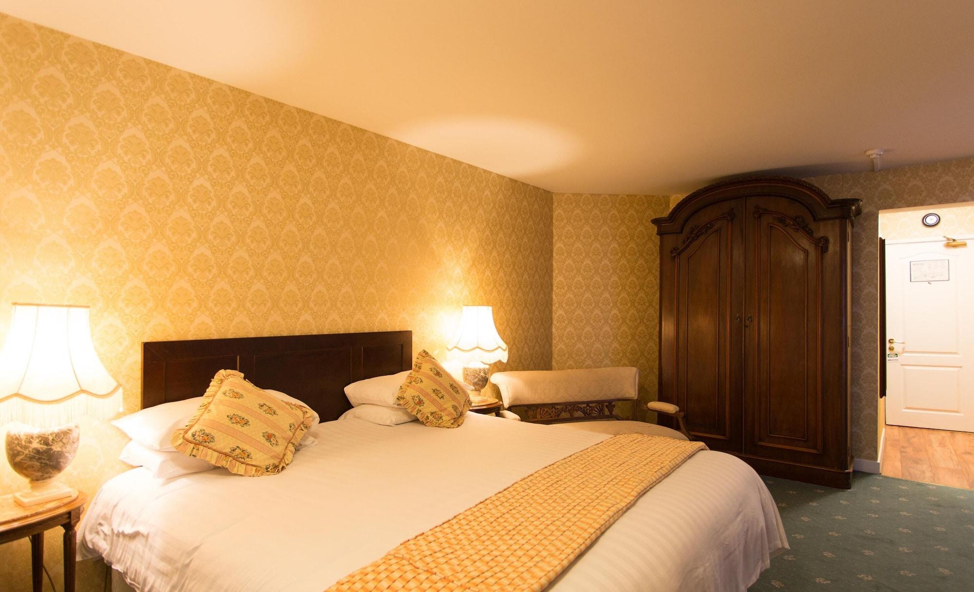 The Sandhouse Hotel And Marine Spa Donegal Town ภายนอก รูปภาพ